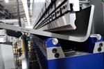 Variable bending die for high strength steel