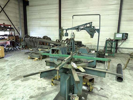 Lenham LM 800 flight forming machine