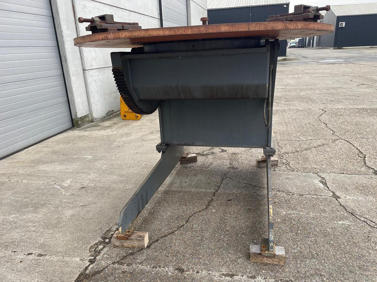 Lambert Jouty 9,5 ton — Turning gears – Positioners – Welding dericks & -pinchtables — photo 2