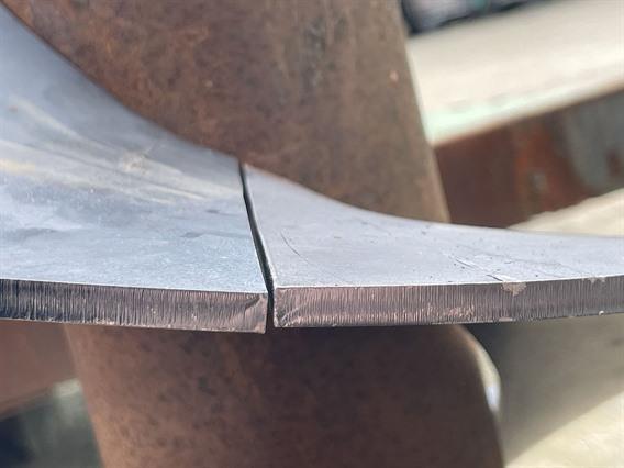 Robohelix RX250 CNC spiral blade forming machine