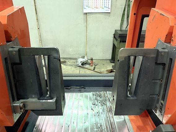 Robohelix RX250 CNC spiral blade forming machine