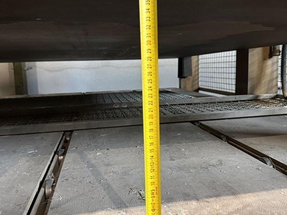 Simimpianti 300 ton heated press down stroke