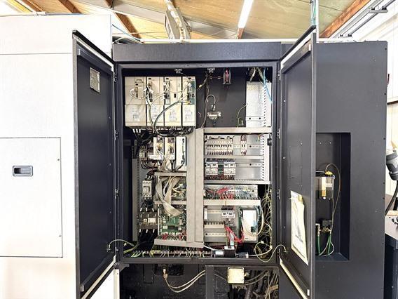 Mazak VTC 200C-II X: 1660 - Y: 510 - Z: 510 mm CNC