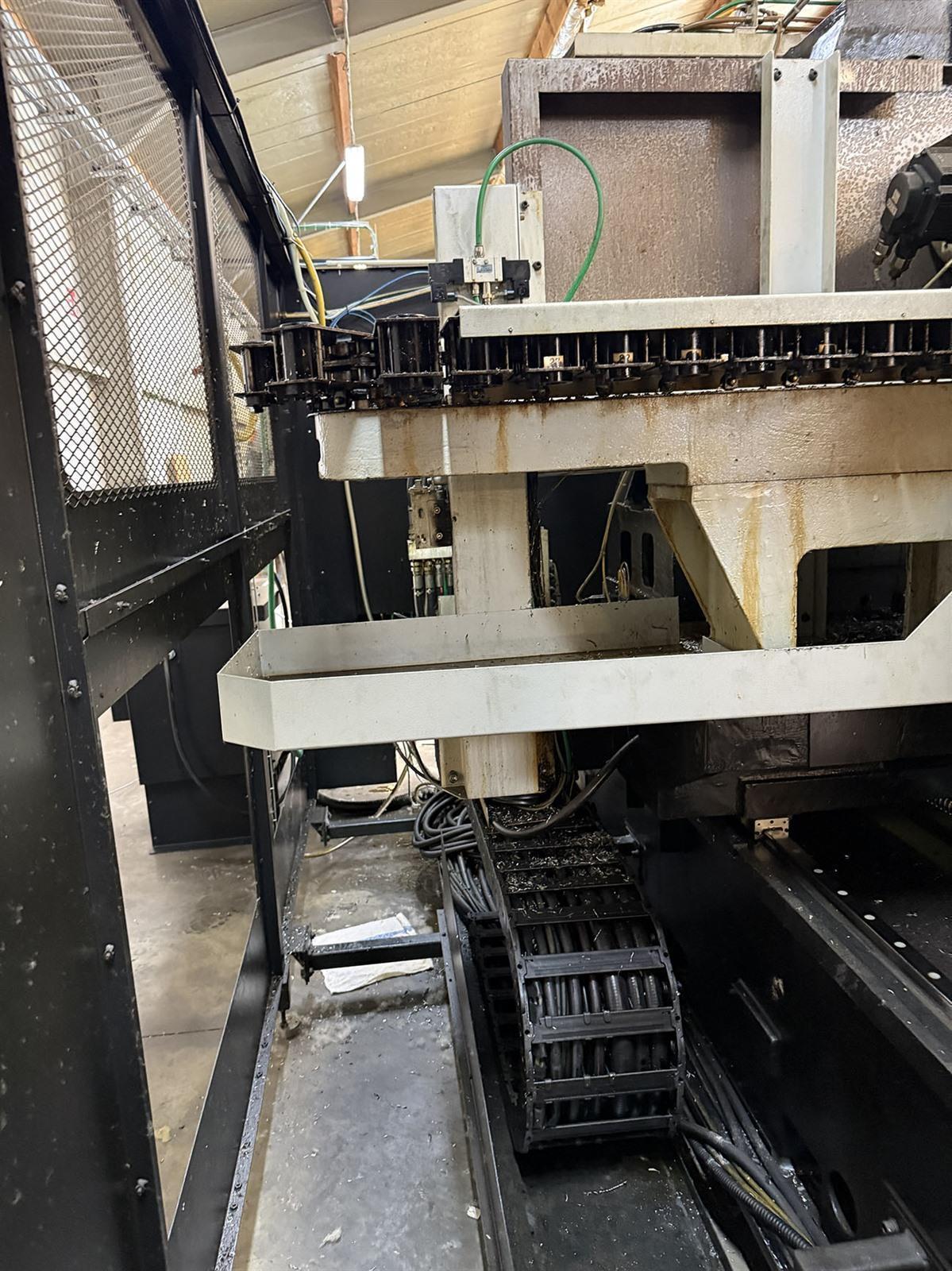 Mazak VTC 200C-II X: 1660 – Y: 510 – Z: 510 mm CNC — Vertical machining centers — photo 8