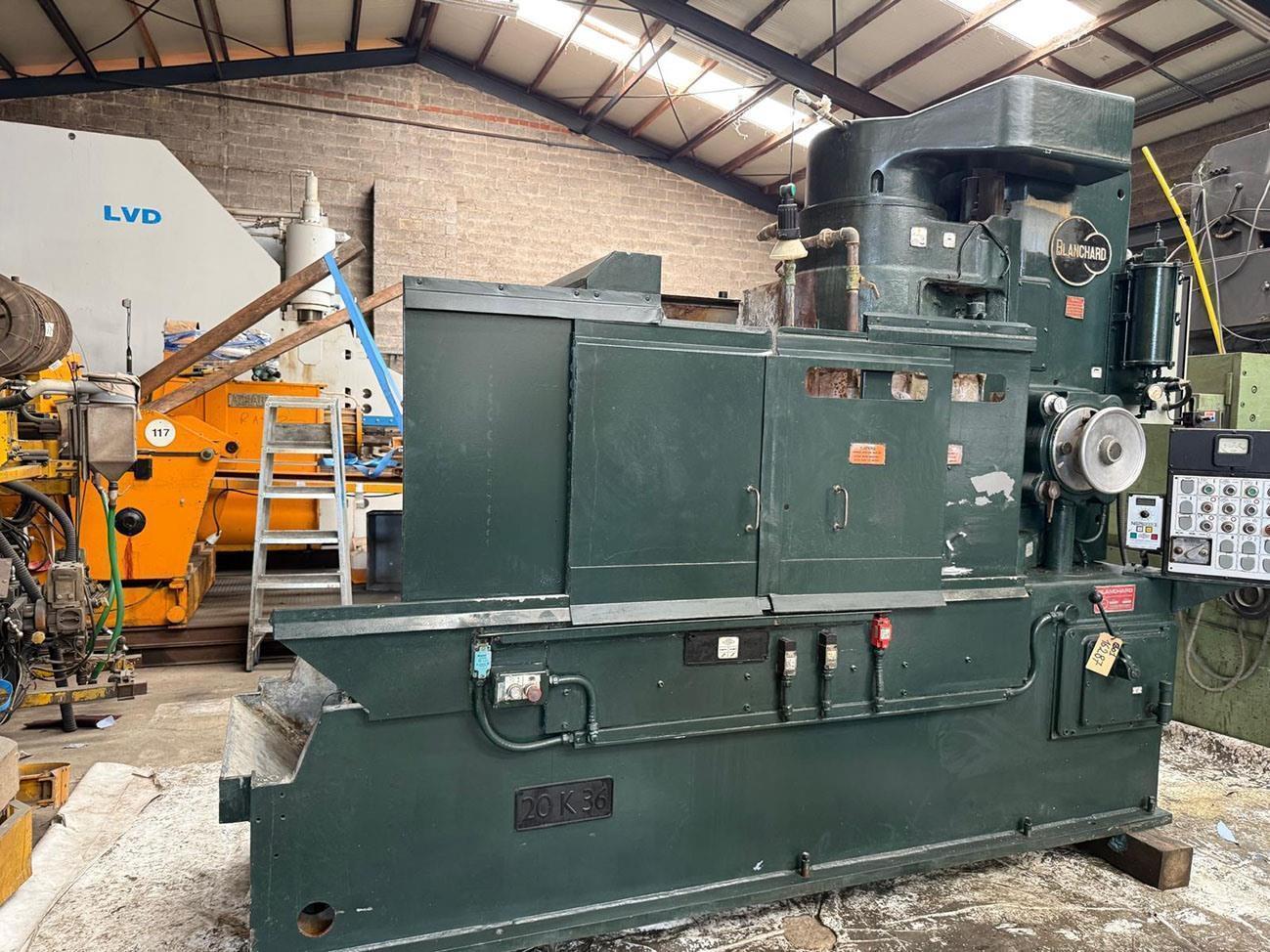 Blanchard dia 900 mm — Surface grinders with vertical spindle — photo 2
