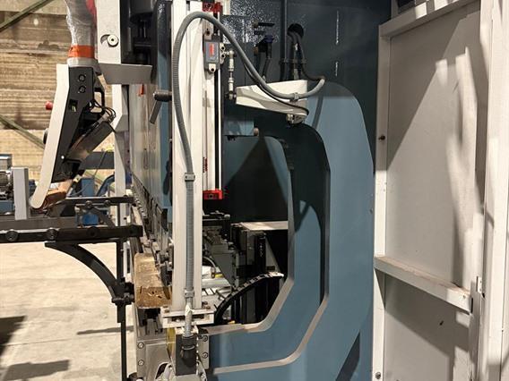 Durma AD-S 175 ton x 3700 mm CNC