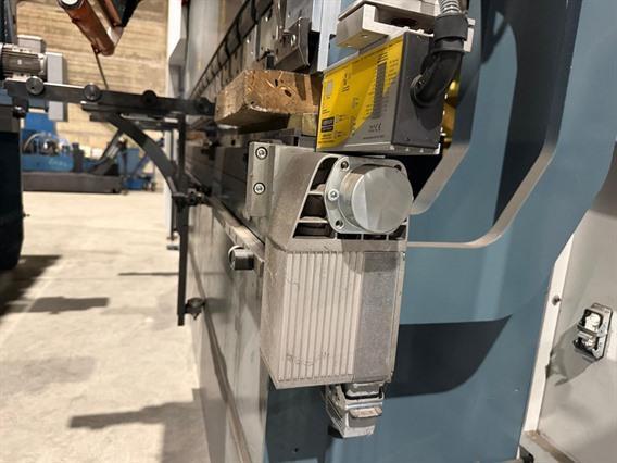 Durma AD-S 175 ton x 3700 mm CNC