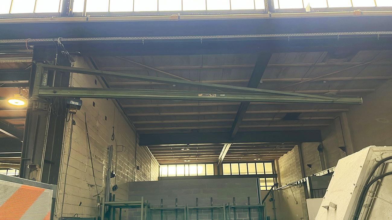 Abus Jib crane 250 kg — Conveyors, Overhead Travelling Crane, Jig Cranes — photo 1