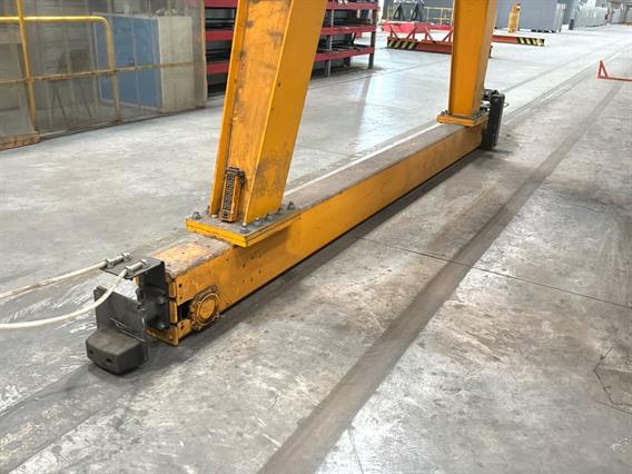 Konecranes Semi-portal 5 ton x 15 030 mm