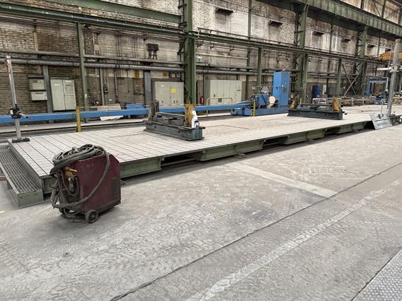 Tables 15 000 x 4000 x 380 mm