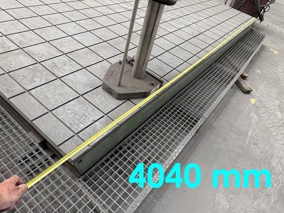 Tables 15 000 x 4000 x 380 mm
