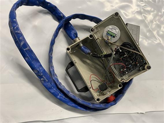 Euchner HKK100S100A05C1717 073056