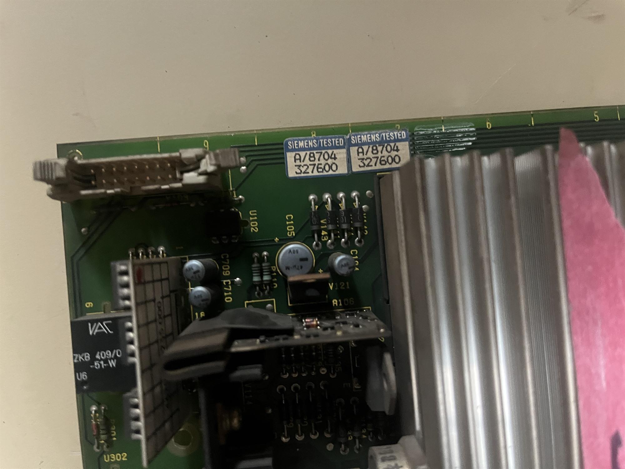 Siemens A/8704 327600 — Siemens — photo 1