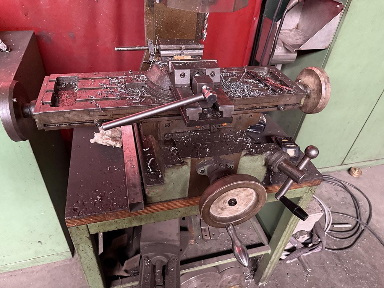Huvema FS21 — Bench & columntype drilling machines — photo 2