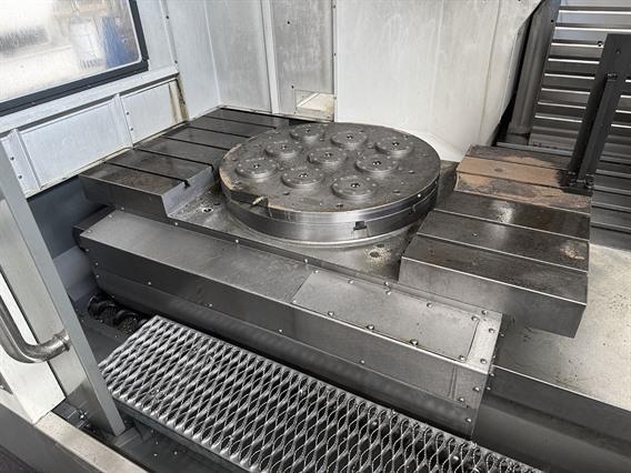 Haas EC-1600ZT X: 1626 - Y: 1270 - Z: 1016 mm CNC