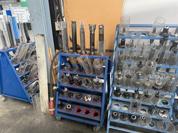 Haas EC-1600ZT X: 1626 - Y: 1270 - Z: 1016 mm CNC