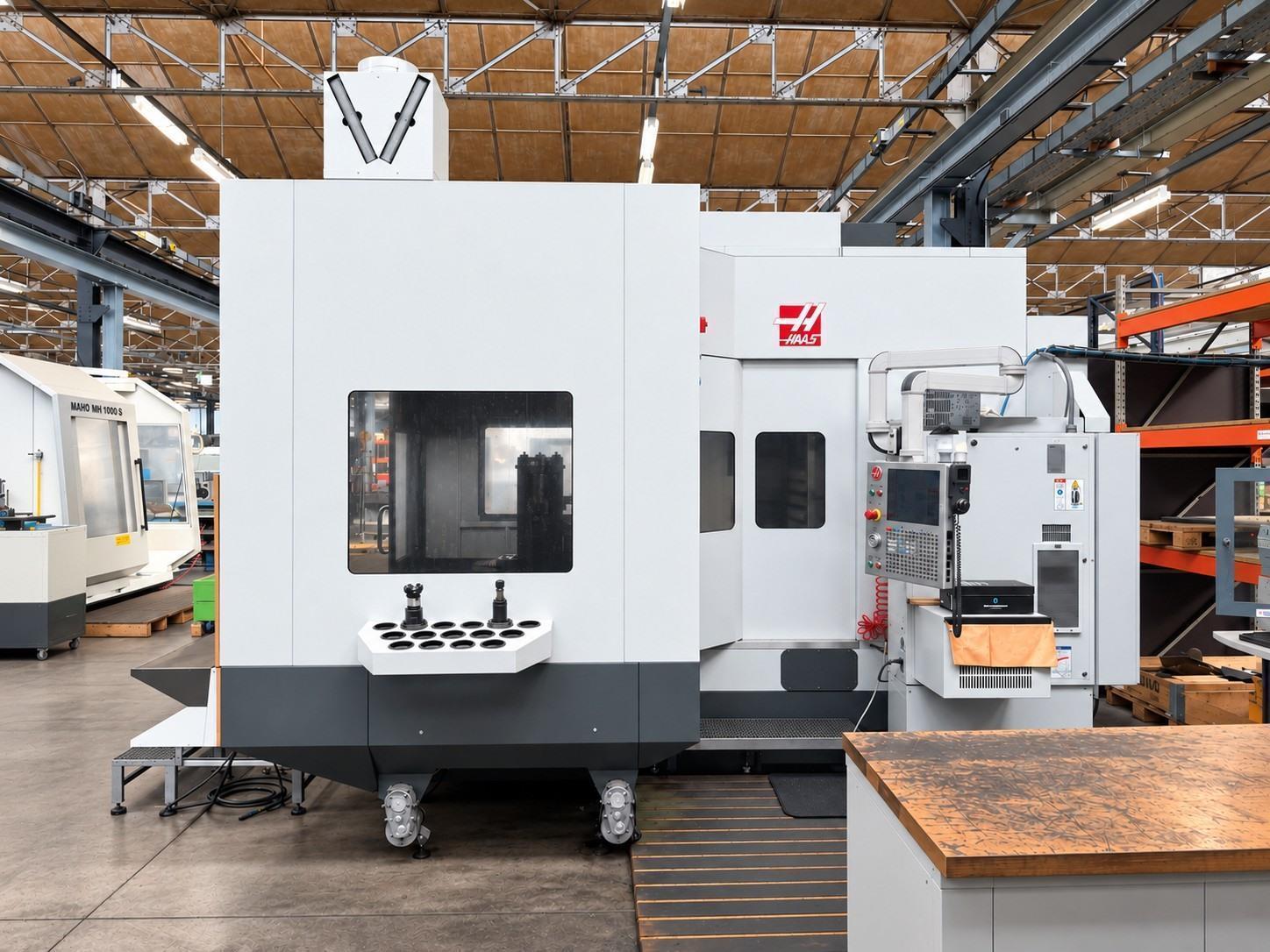 Haas EC-1600ZT X: 1626 – Y: 1270 – Z: 1016 mm CNC — Horizontal machining centers — photo 3