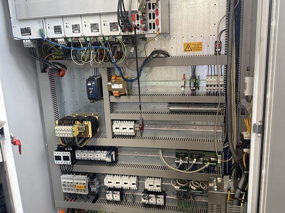 Hermle C30U X: 650 - Y: 600 - Z: 500 mm CNC