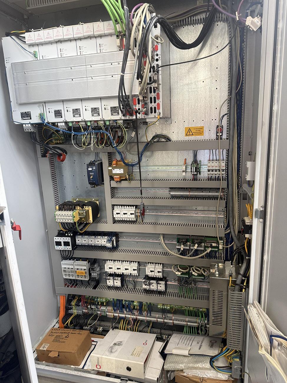 Hermle C30U X: 650 – Y: 600 – Z: 500 mm CNC — Universal Milling machines & CNC — photo 8