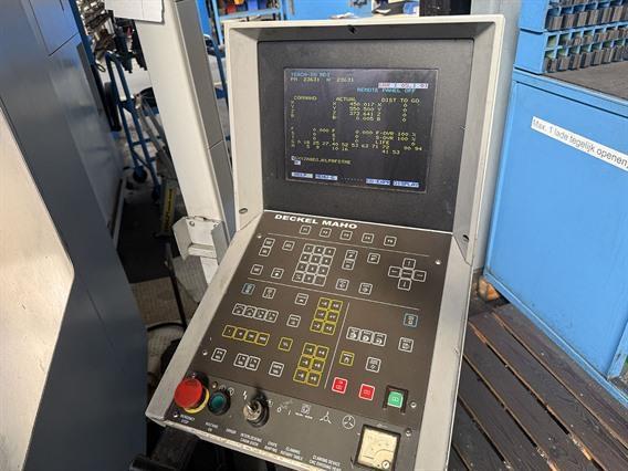Maho MH 1000 S X: 1000 - Y: 560 - Z: 800 mm CNC