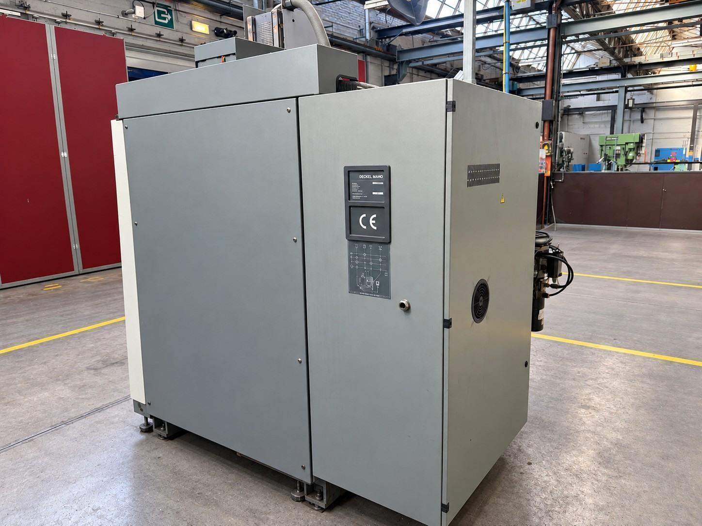 Deckel-Maho DMU50T X: 500 – Y: 400 – Z: 400 mm CNC — Universal Milling machines & CNC — photo 3