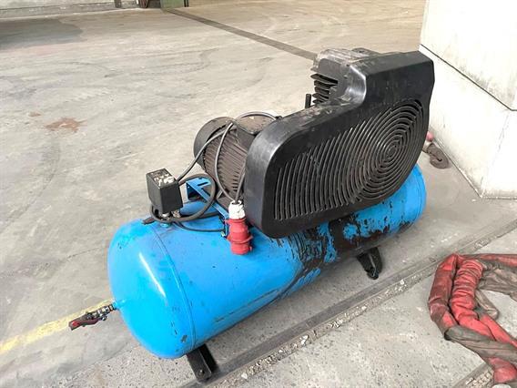 ABAC LT 270 11 bar + dryer