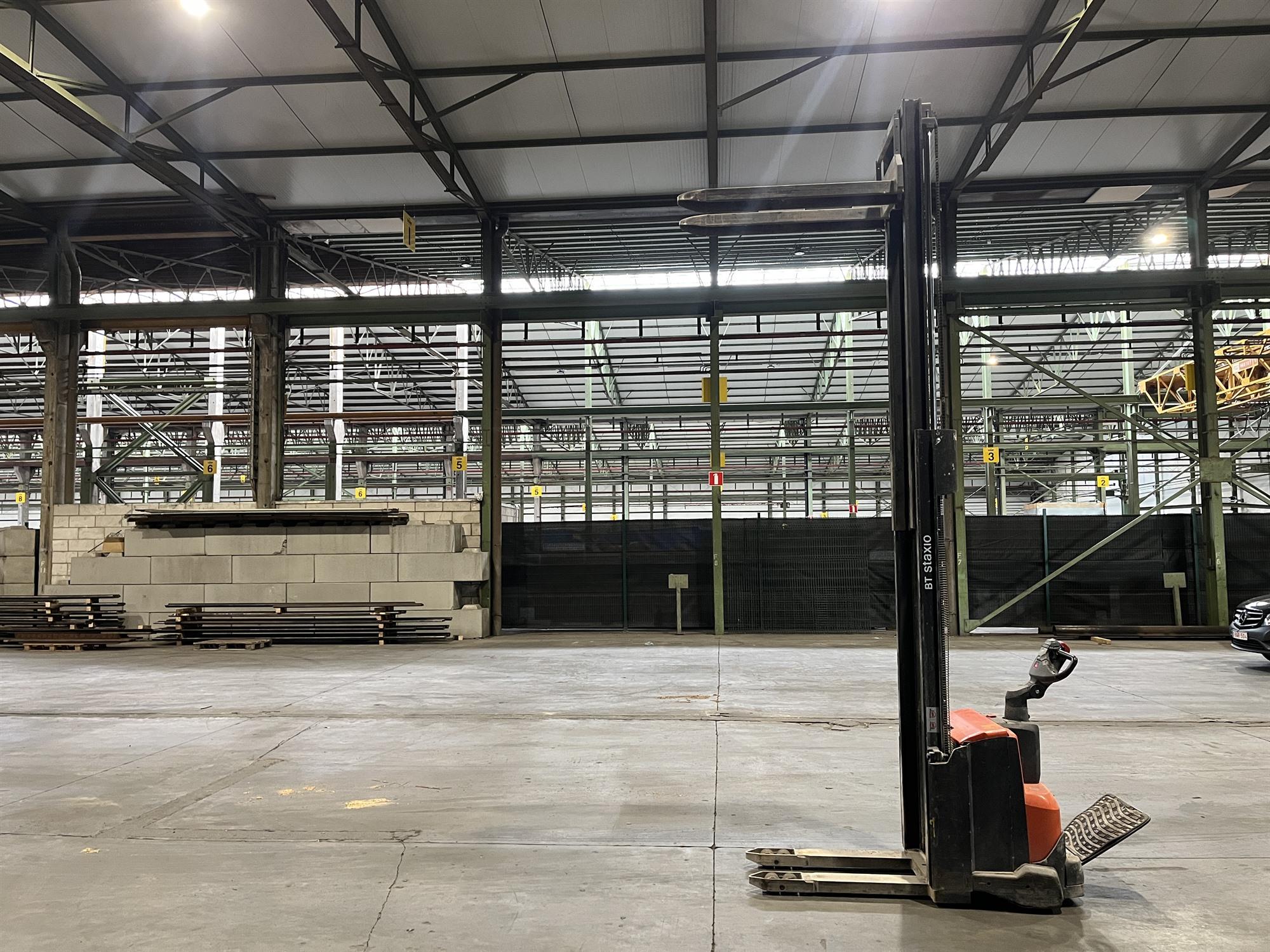 Toyota BT STAXIO SWE140 — Vehicles (lift trucks – loading – cleaning etc) — photo 4
