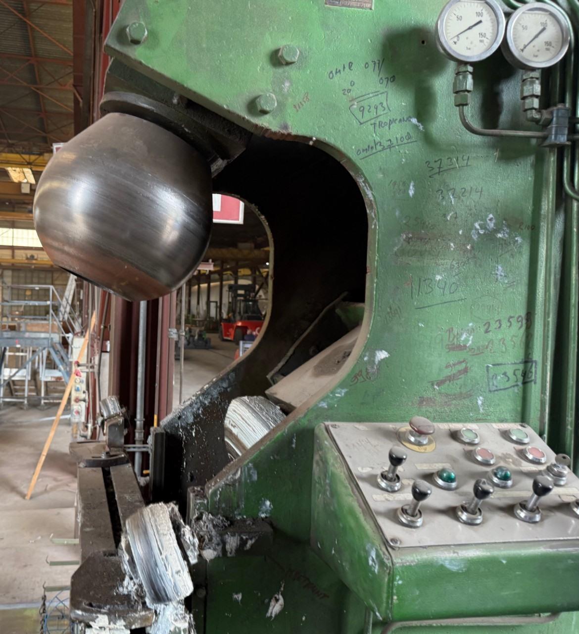 Schleifenbaum Schleiffstein 3012/300 Flanging  / Bördelrollen — Flanging presses — photo 11