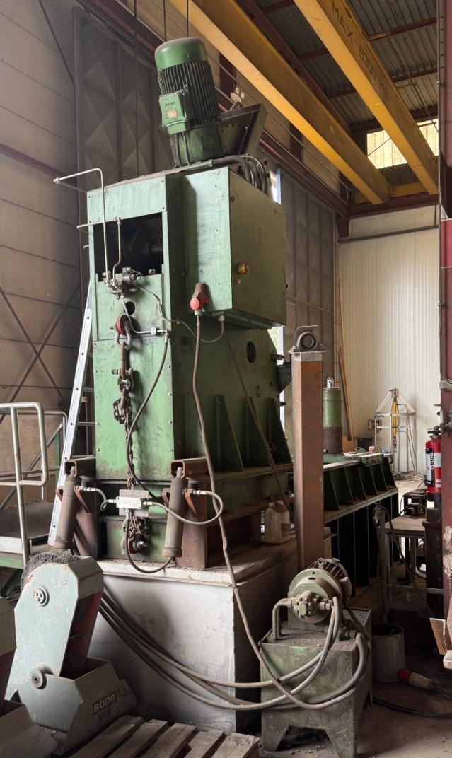 Schleifenbaum Schleiffstein 3012/300 Flanging  / Bördelrollen — Flanging presses — photo 14