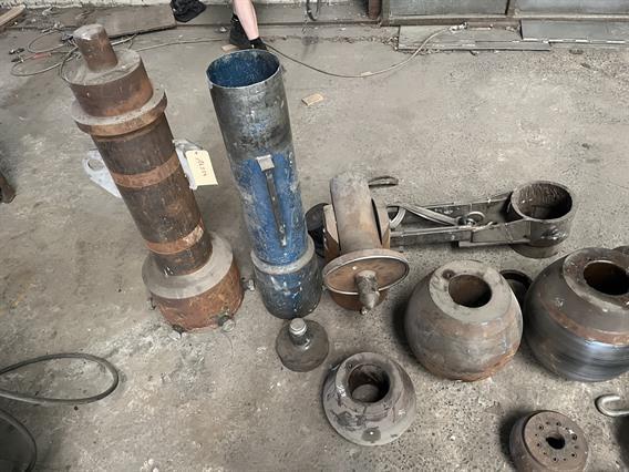 Schleifenbaum Schleifstein Flanging for tank bottoms