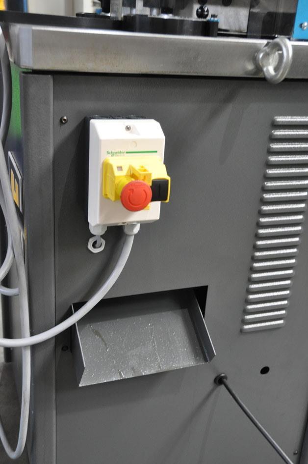 Haco 220 x 4 mm (fixed) — Hydraulic corner notcher — photo 6