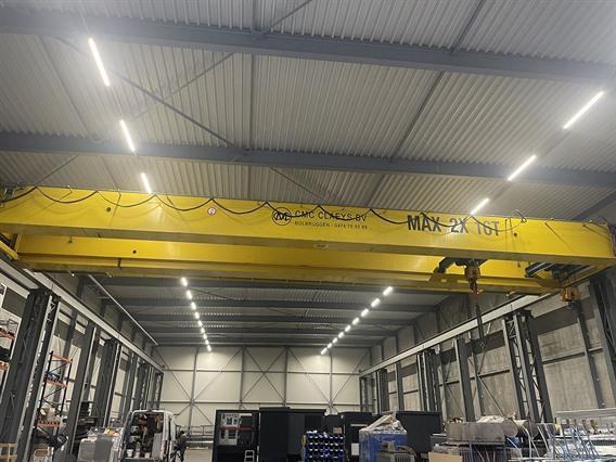 Demag 16 + 16 ton x 22 000 mm