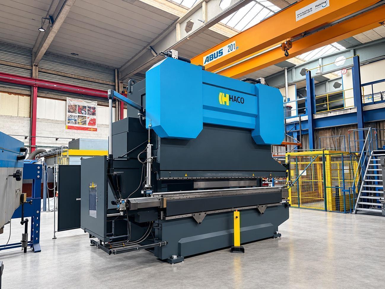 Haco 500 ton x 4100 mm CNC heavy duty — Hydraulic press brakes — photo 1