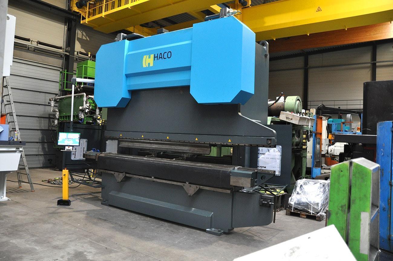 Haco 500 ton x 4100 mm CNC heavy duty — Hydraulic press brakes — photo 2