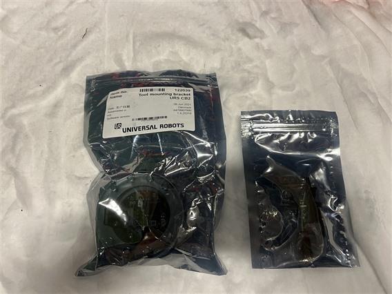 UNIVERSAL ROBOTS UR5 CB2 NEW