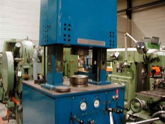 ExtrudeHone Abrasive flow machining