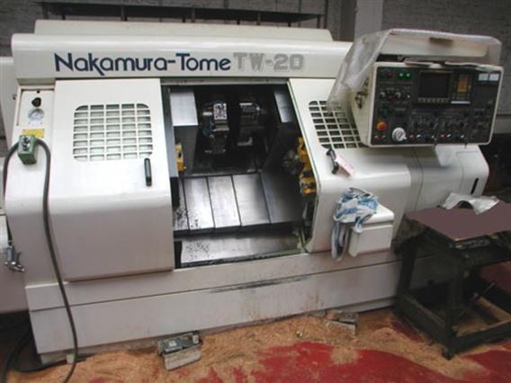 Nakamura-Tome TW 20 - 6 axes