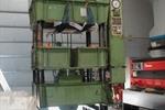 Dieffenbacher PU 5 330 A 300 TON
