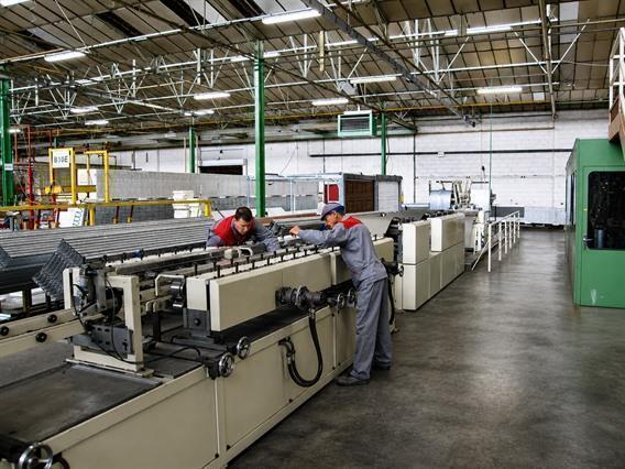 Jensen Sandwich panel line for sectional gates