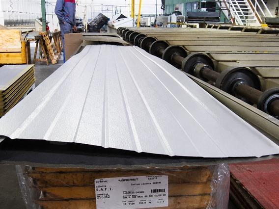 Jensen Sandwich panel line for sectional gates