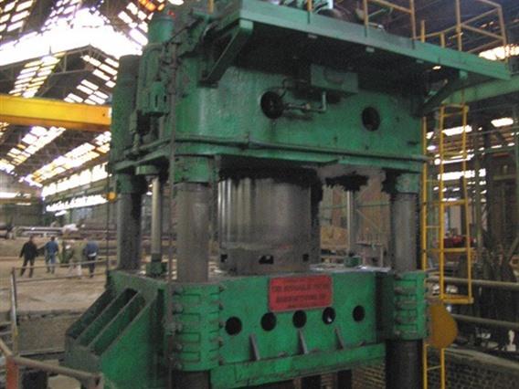 Hydraulic Press 2500 T
