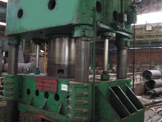 Hydraulic Press 2500 T