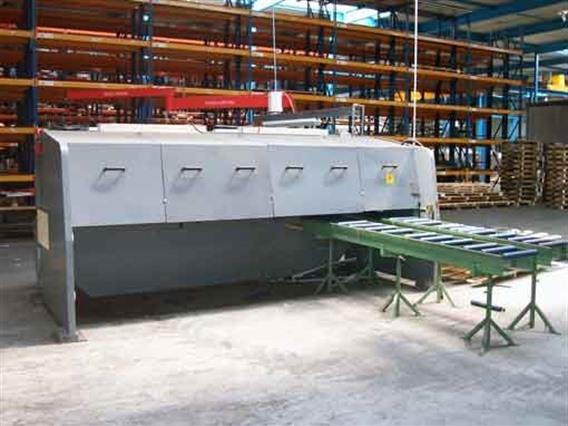 Amada Promecam 4010 