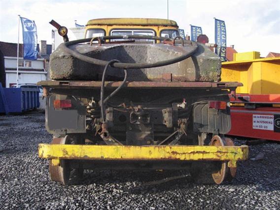 Mercedes UNIMOG