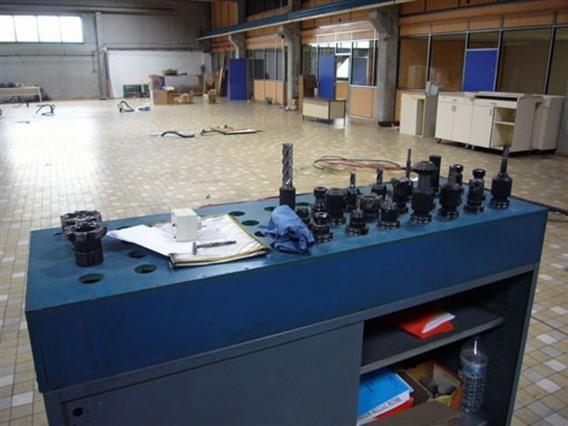 Mazak FJV250+2paletchanger
