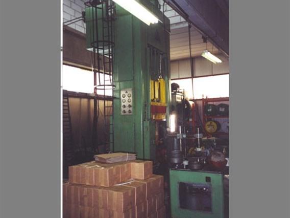 SMG 230 ton