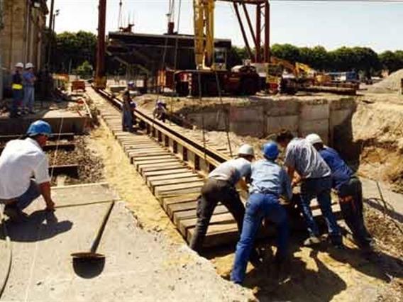 Portal mobile 240 Ton
