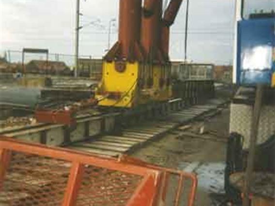 Portal mobile 240 Ton