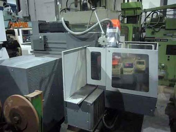 Maho MH 600 E2 CNC X:600 - Y:450 - Z:400 mm