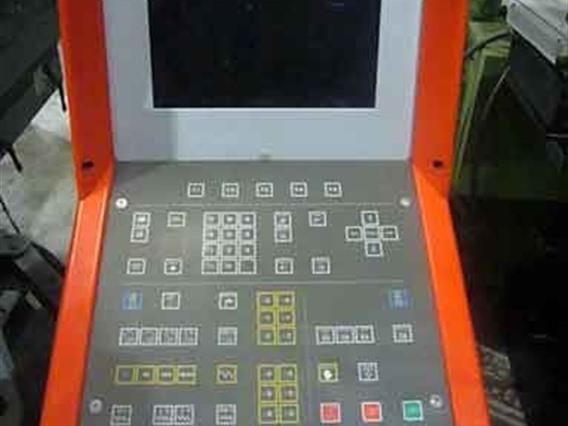 Maho MH 600 E2 CNC X:600 - Y:450 - Z:400 mm